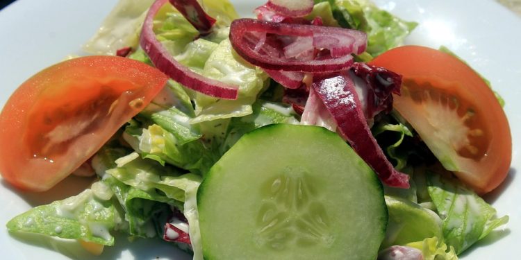 Calorie Deficit: Explained Simply & Effectively